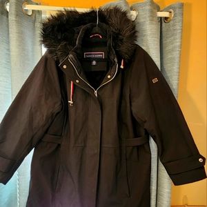 Tommy Hilfiger 2X black winter coat with furry hood. Gently used. Looks great